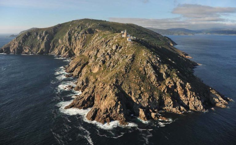 Private Costa de la Muerte and Cabo Finisterre Tour from A Coruña