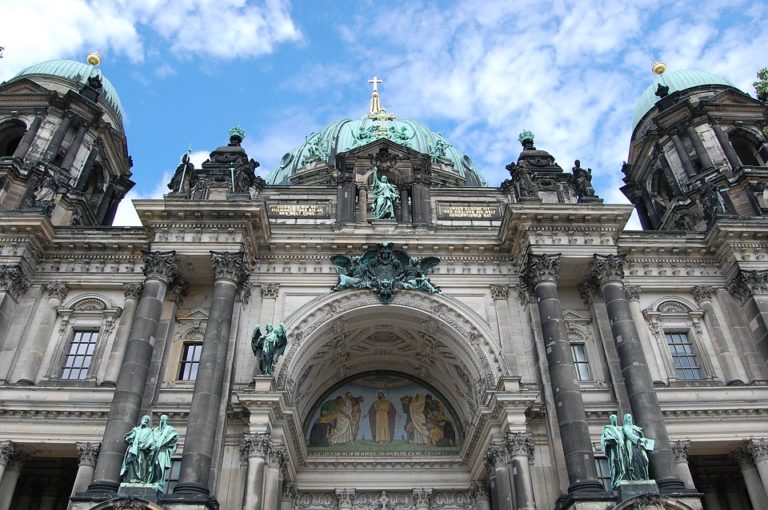 Private Walking Tour of Berlin Highlights