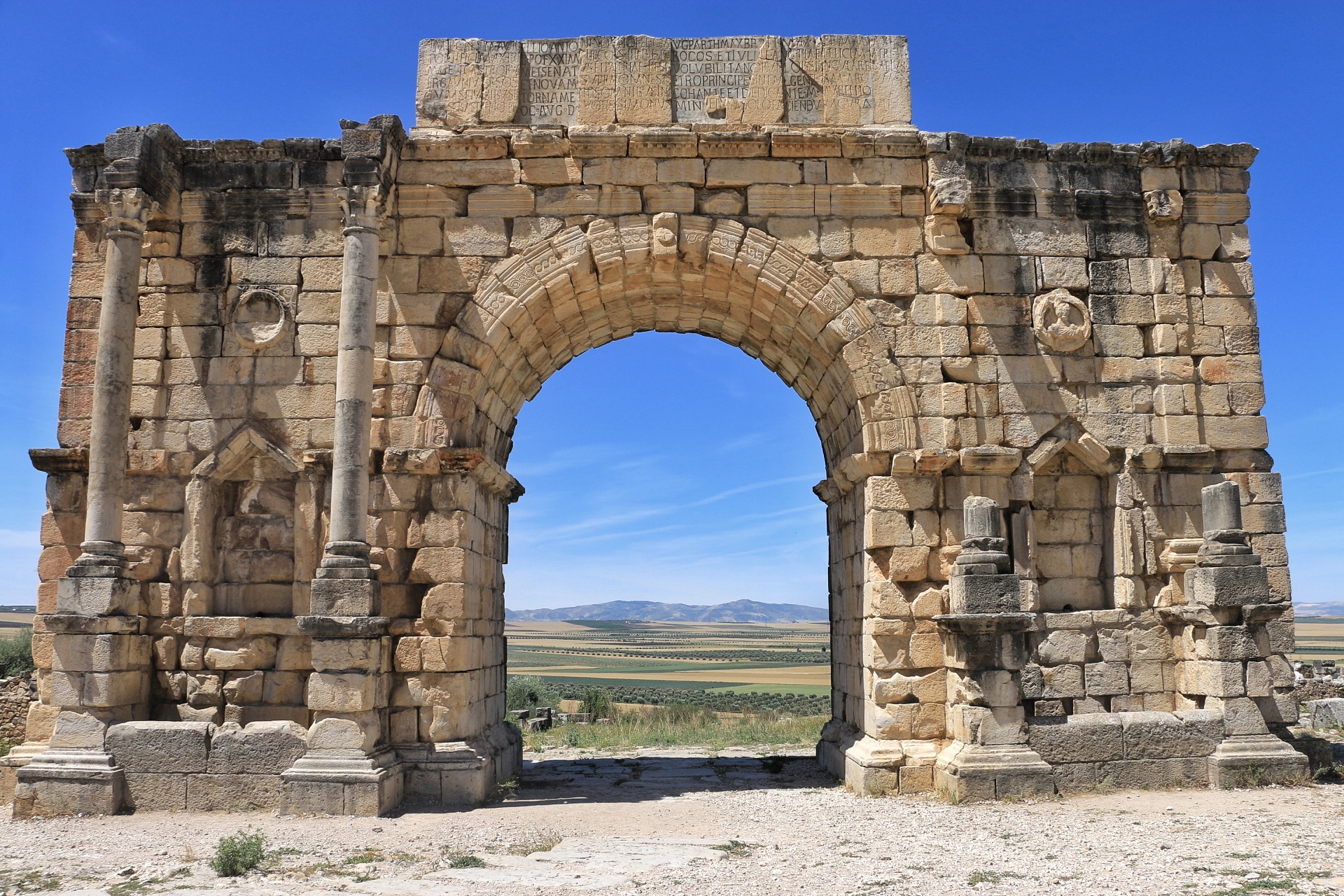 Tour Privado: Excursión a Volubilis y Meknes desde Fez