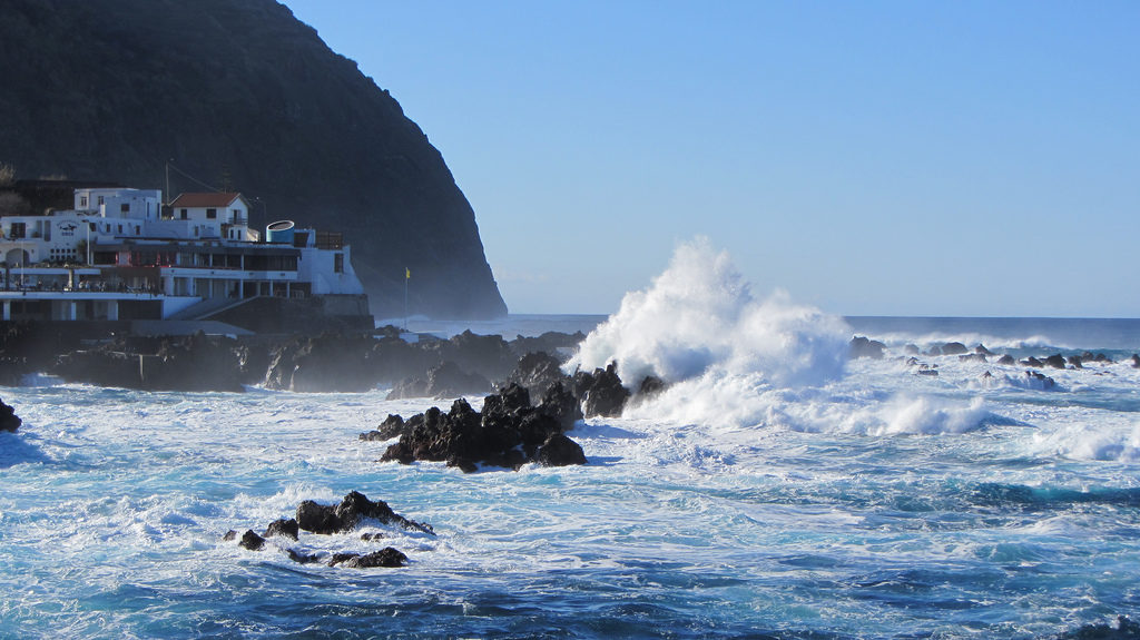 Private Tour to Porto Moniz