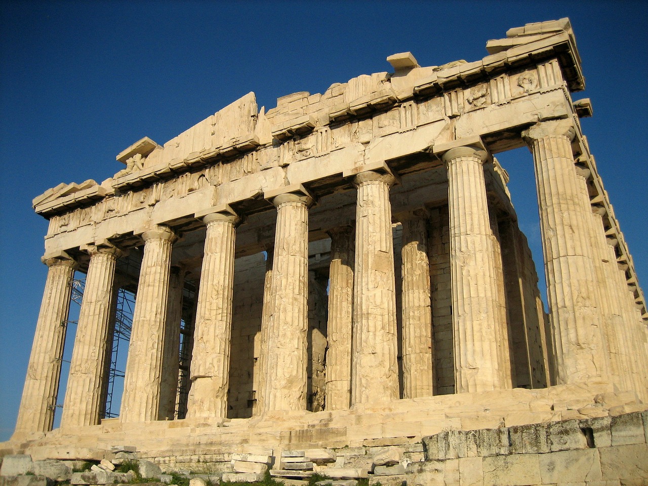 Tour Privado de Atenas y Corinto Antiguo