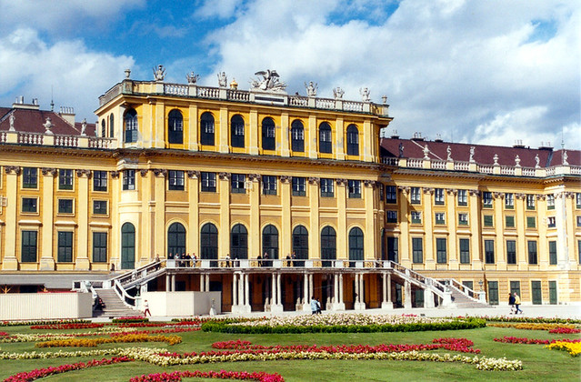 Private Walking Vienna Tour with Schönbrunn Palace