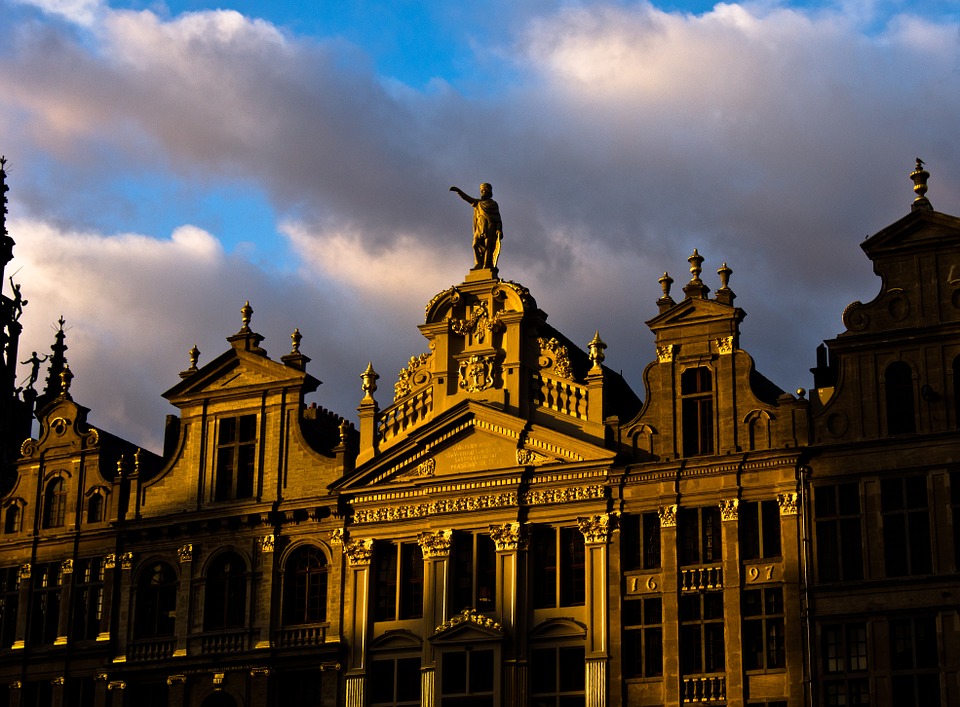 private walking tour brussels