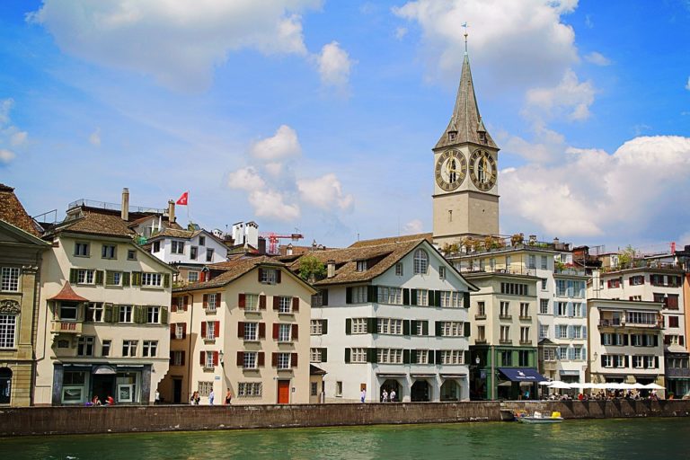 Tour Privado a pie por Zúrich