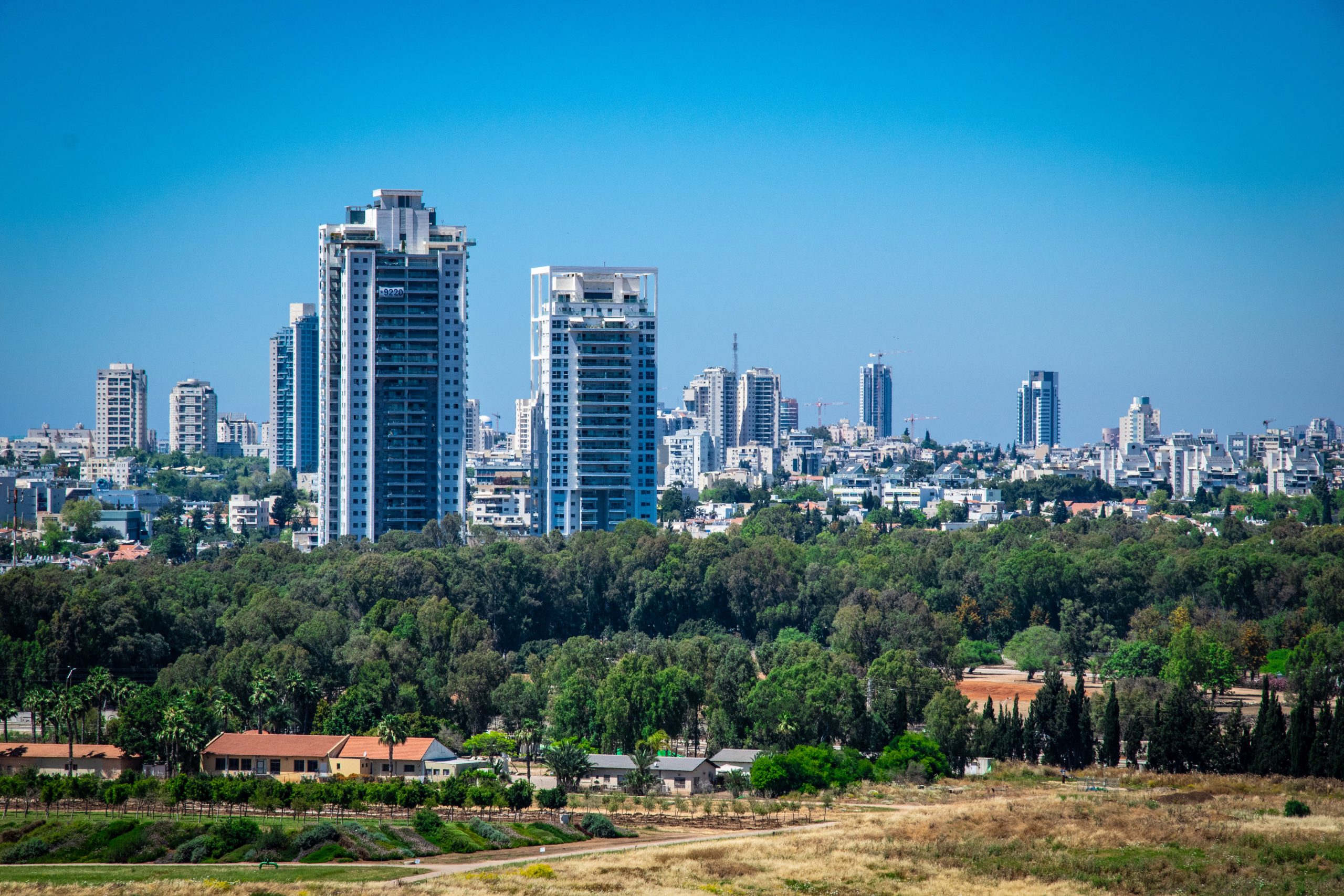 Private transfer from Ben Gurion airport to Tel Aviv and vice versa