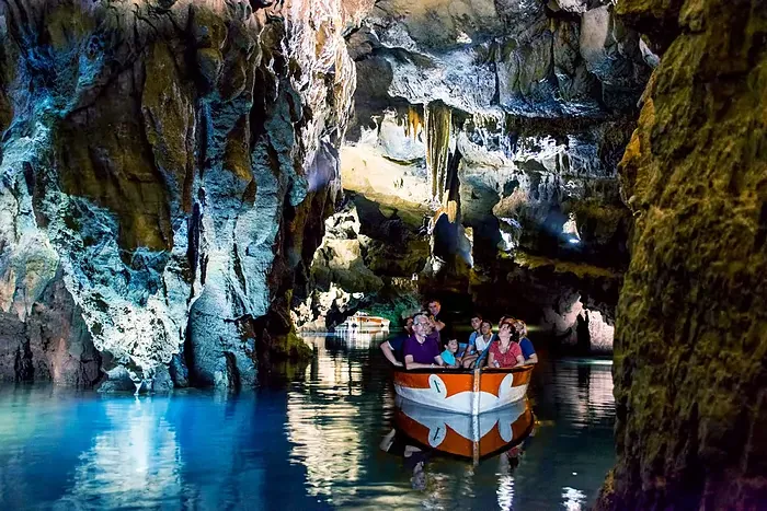 Visite privée de Las Cuevas de San José depuis Valence