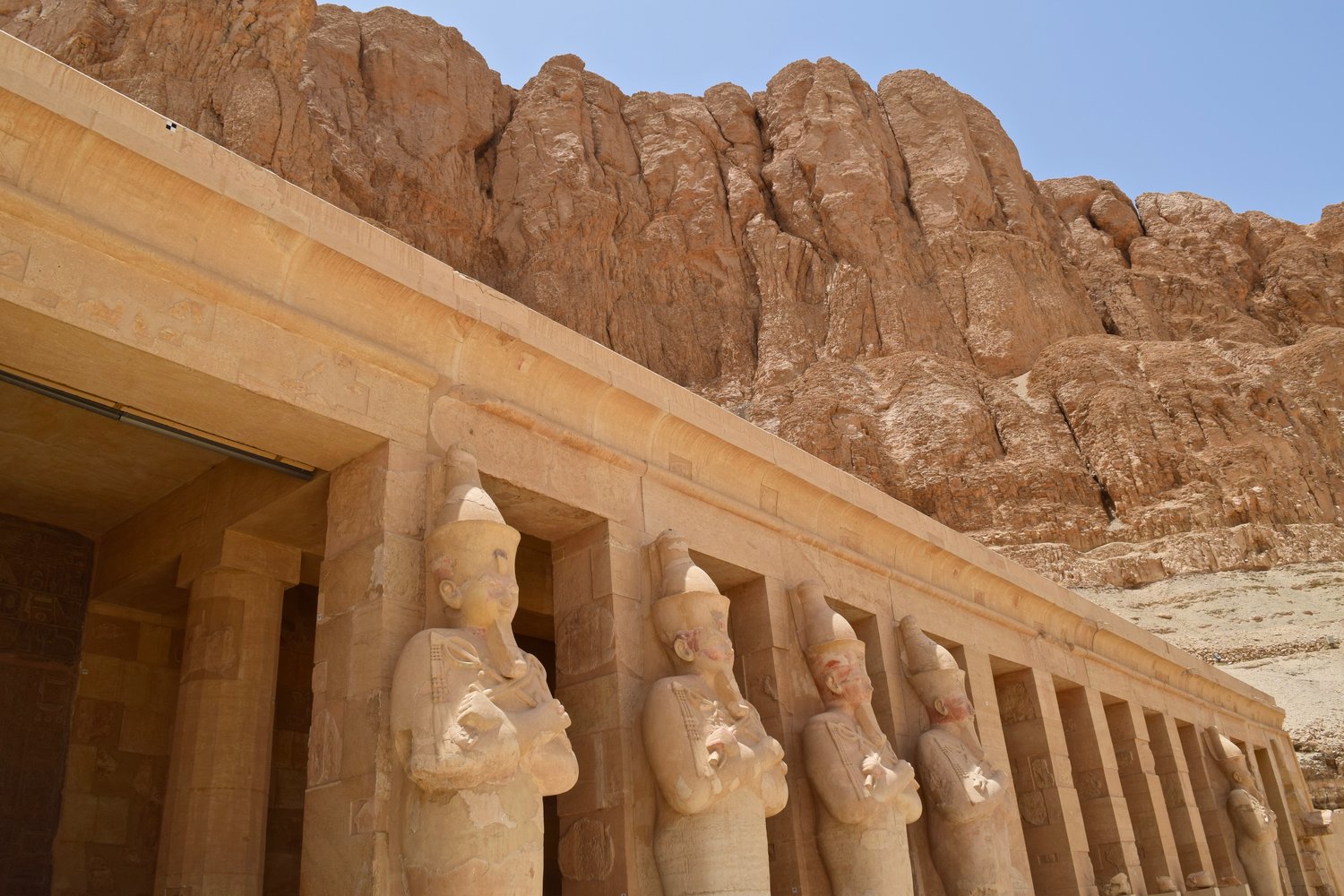 Visite privée des temples d'Abydos et de Dendera