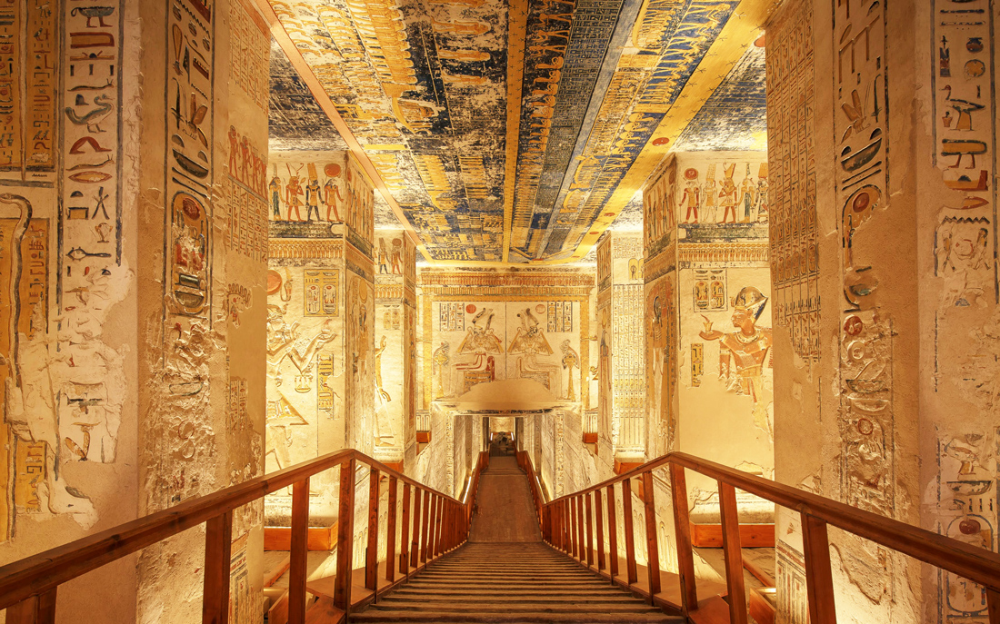Private Tour to Valley of the Kings and Queens, Colossi and Hatshepsut