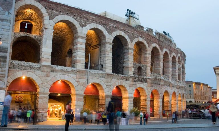 Visita privada a pie de Verona con entradas