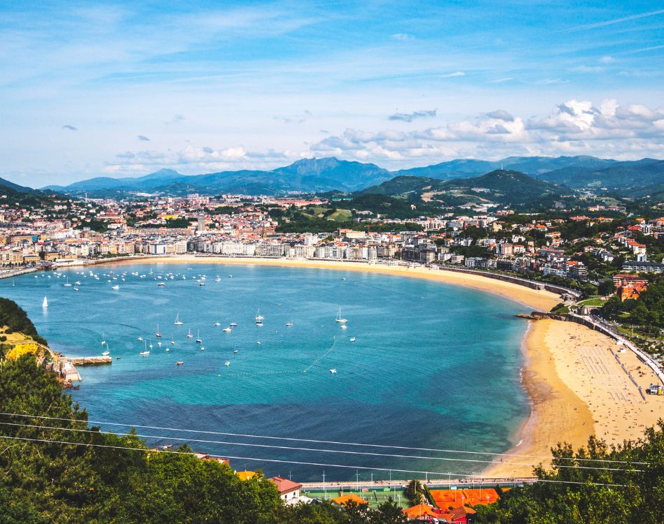 Private Tour of San Sebastian and Hondarribia from Bilbao