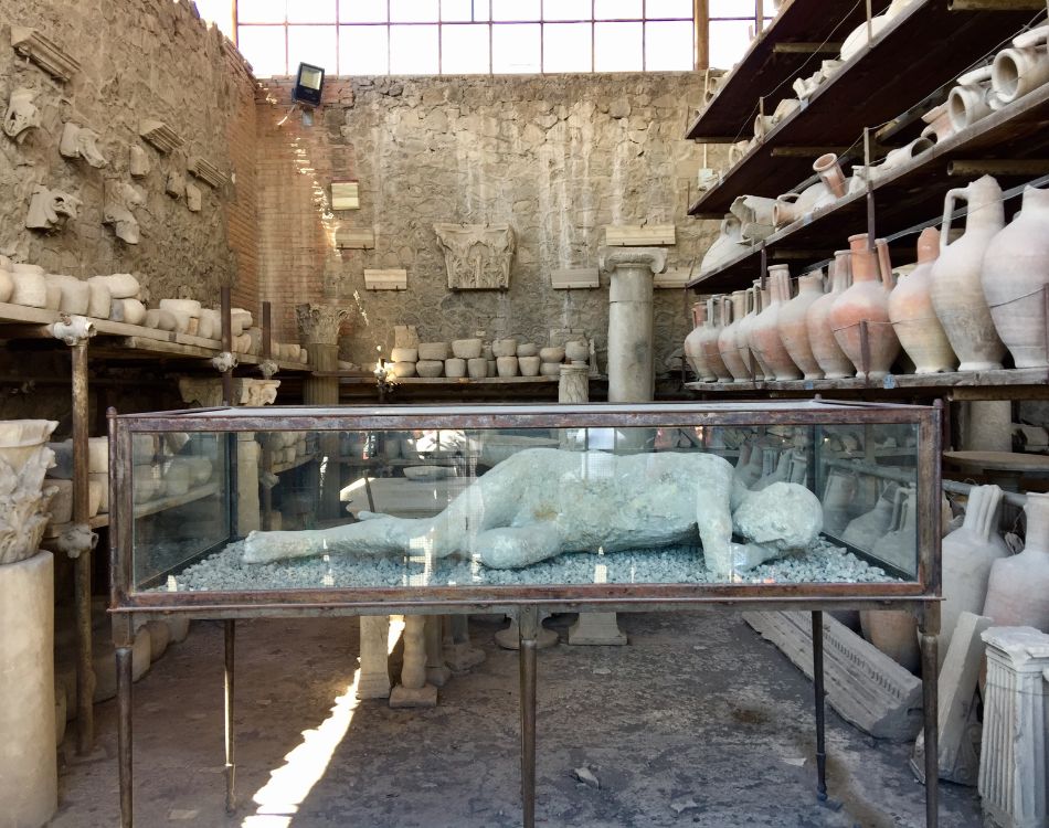 Private Tour to Pompeii and Herculaneum from Naples