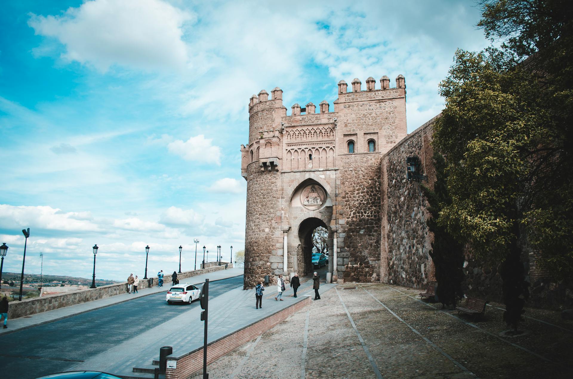 Private Tour of Consuegra, Windmills and Toledo from Madrid