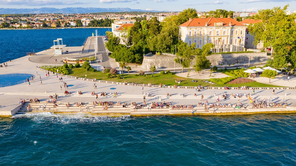 Visite privée à pied de Zadar avec transfert depuis et vers le port de croisière