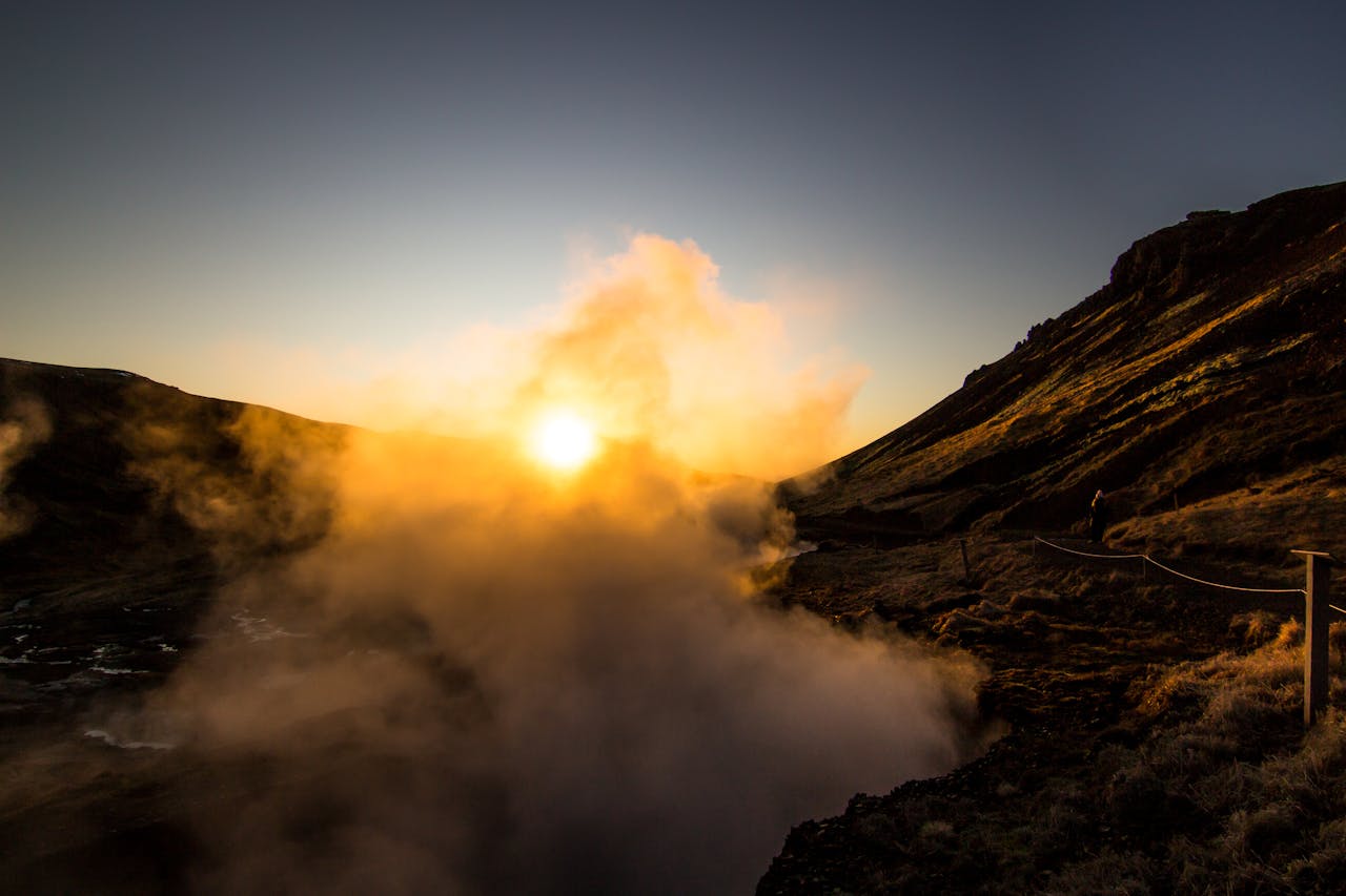 Private Day Tour to Reykjadalur from Reykjavik