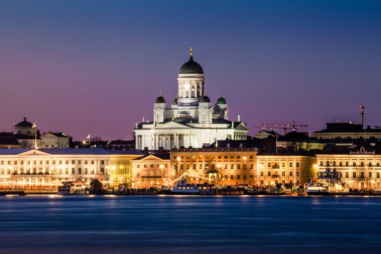 Visite privée d'une journée complète à Helsinki