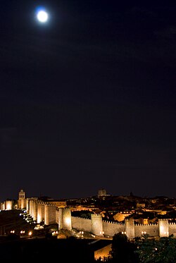 Murallas de Ávila desde los Cuatro Postes