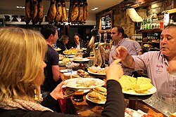 Barra de pintxos, San Sebastián